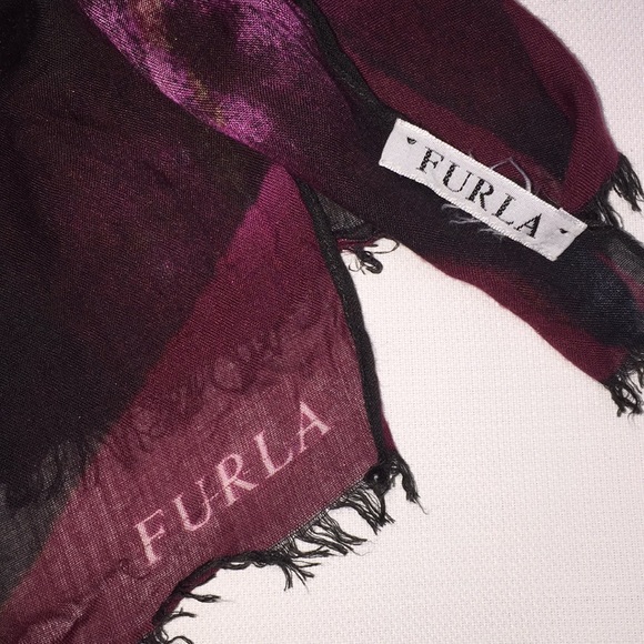 Furla scarf 25”X74” - Picture 9 of 16